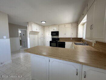 Building Photo - 8302 I-27