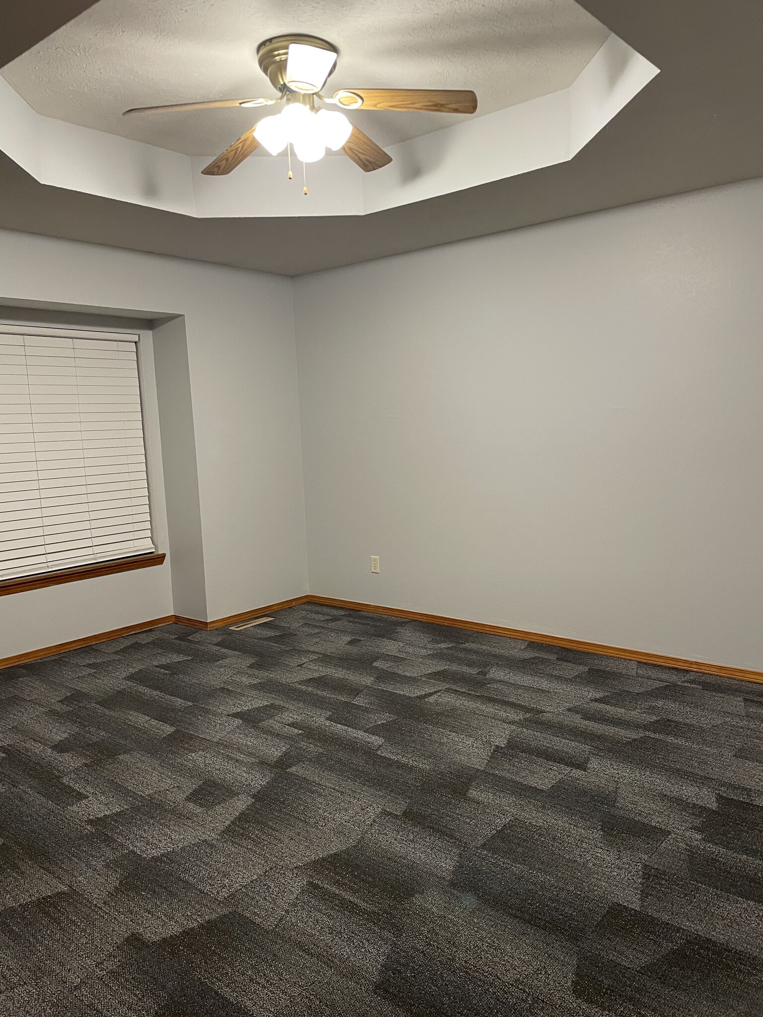 Master Bed - 216 W Wade St