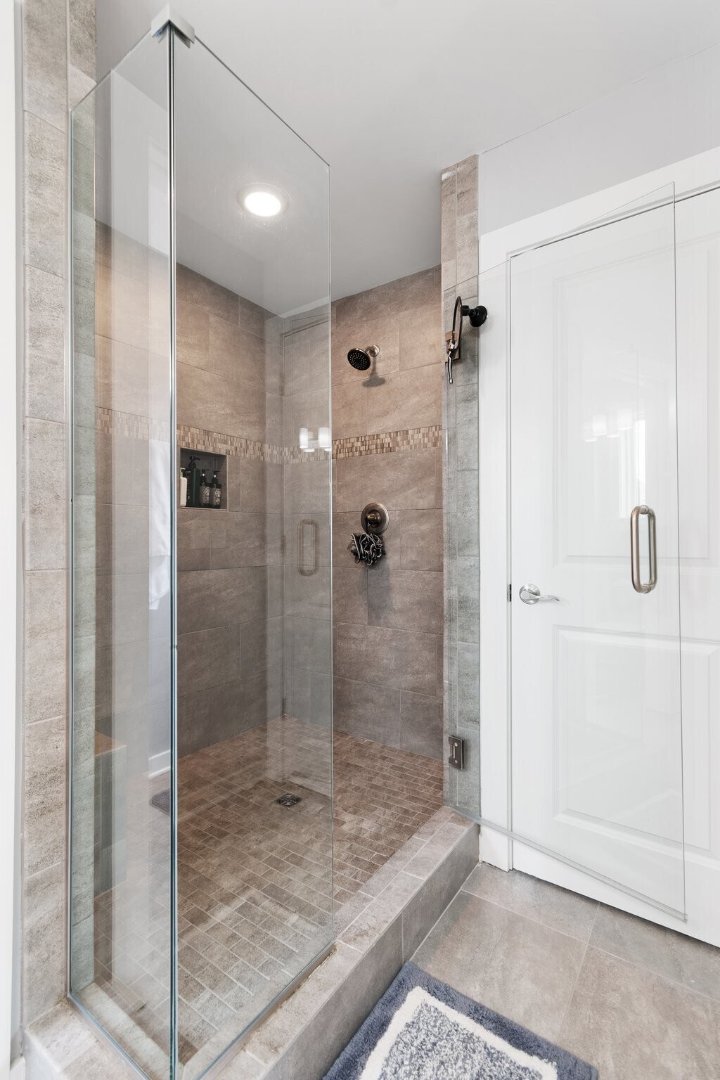 Building Photo - 223B Orlando Ave