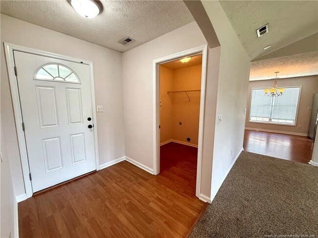 Building Photo - 2513 Hunting Bow Dr