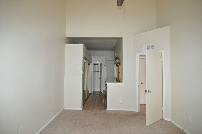 Building Photo - Lovely 3-3-1 condo in Dallas, Plano ISD!