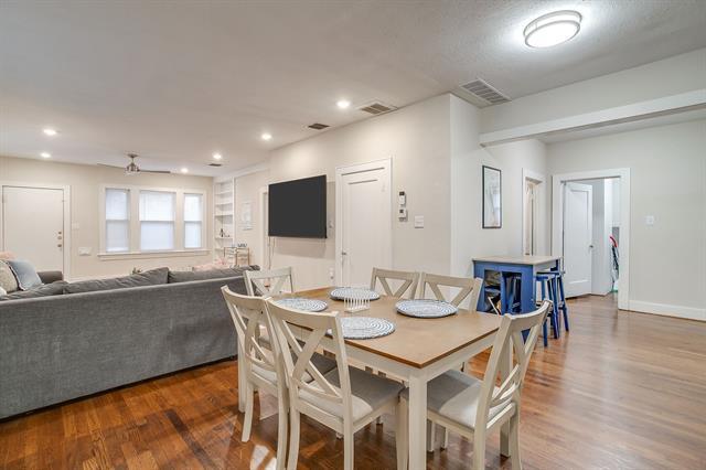 Building Photo - 3103 Odessa Ave