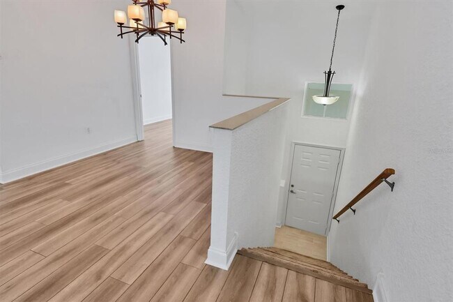 Building Photo - 7269 Fountain Palm Cir