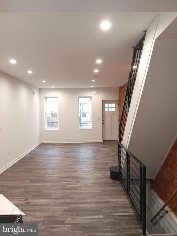 Building Photo - 1911 N Lawrence St