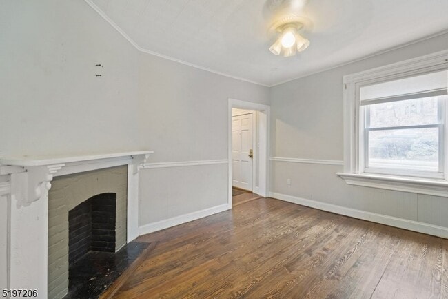 Building Photo - 74 Mount Kemble Ave