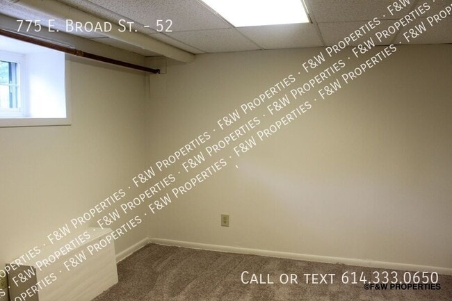 Building Photo - Broadway Apartments