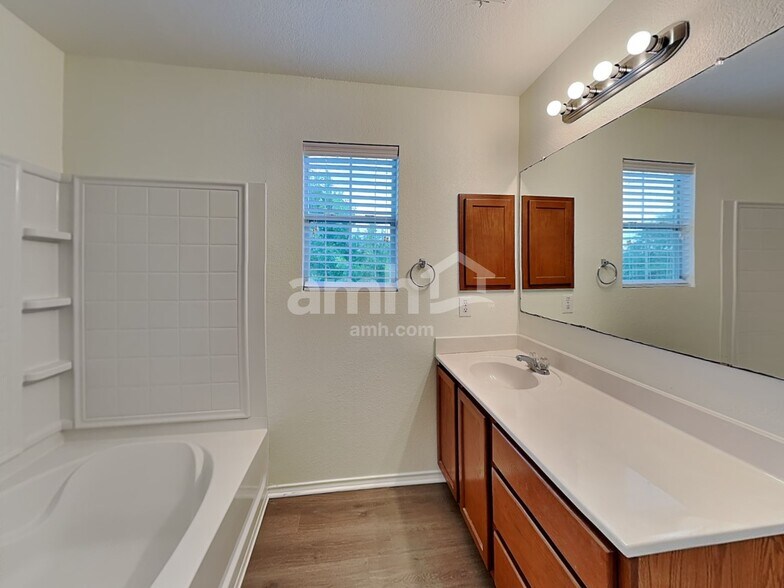 Building Photo - 12218 Mountain Pine