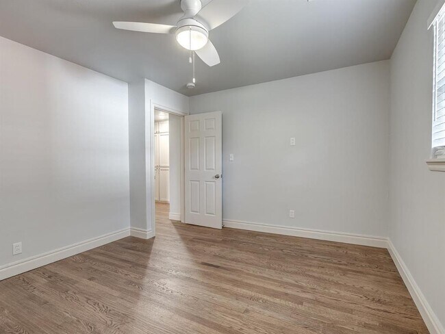 Building Photo - 1320 Avondale Dr
