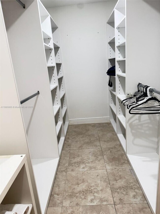 Building Photo - 5838 Collins Ave