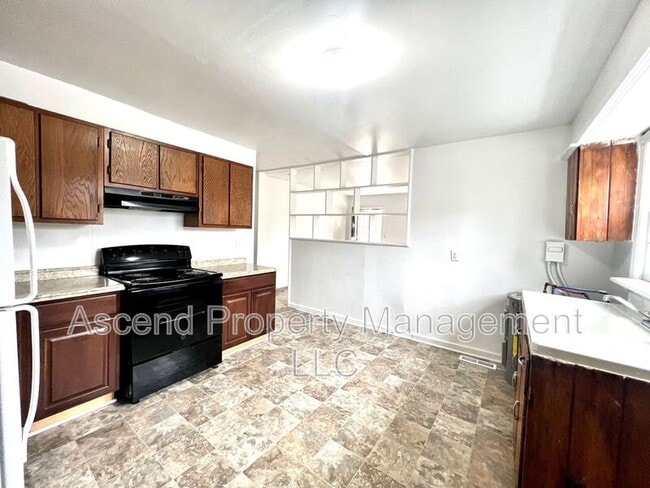 Building Photo - 623 Belle Vista Ave
