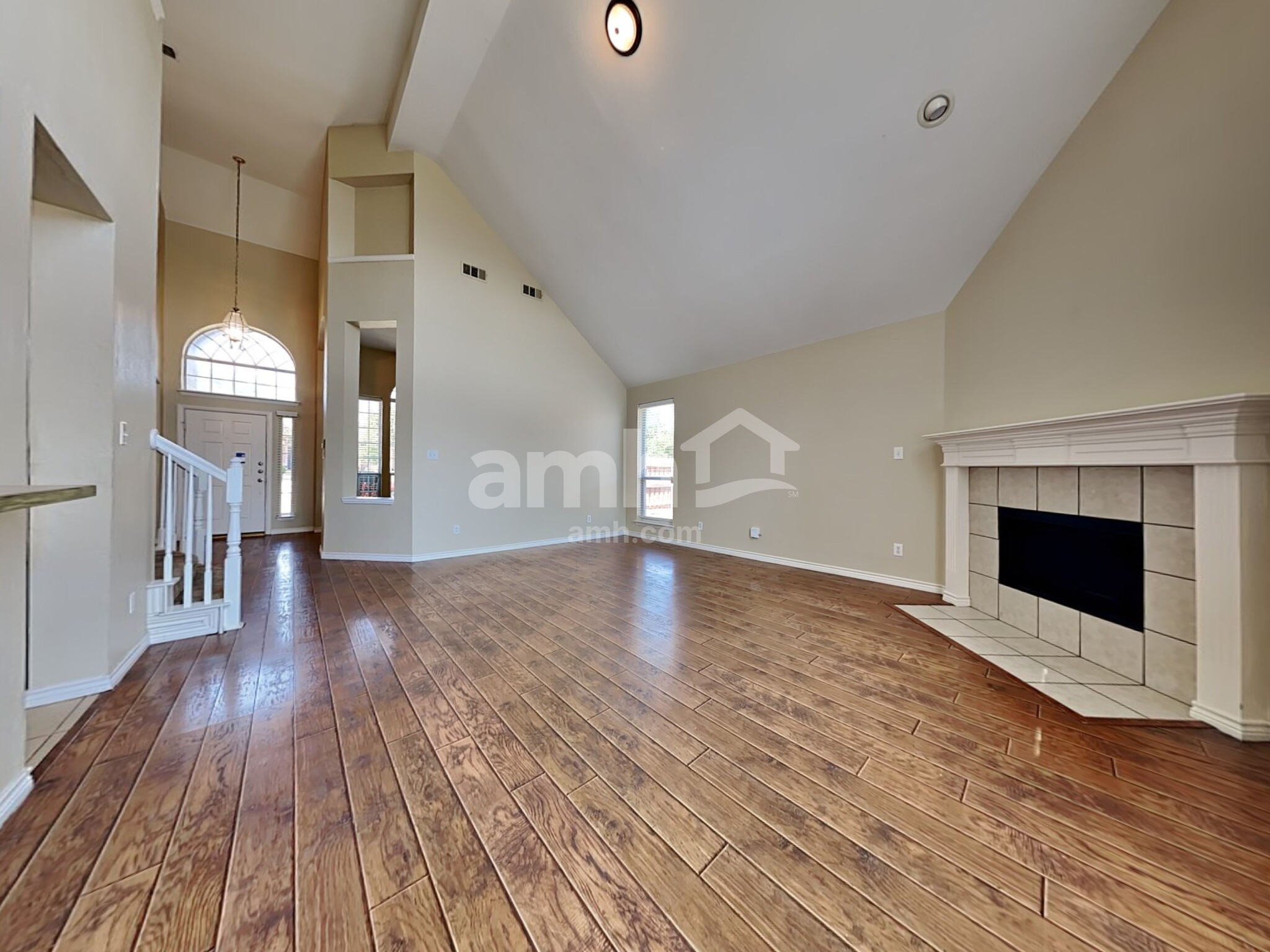 Building Photo - 1506 Holveck Dr