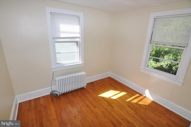 Building Photo - 204 Bellview Ave