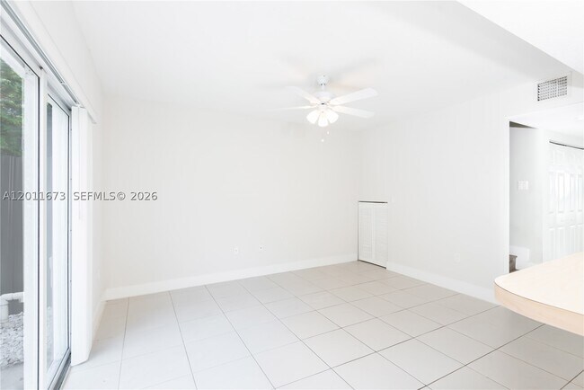 Building Photo - 8902 NW 109th Ct
