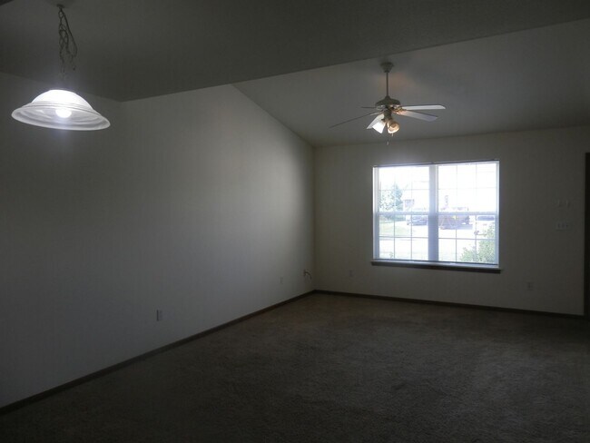 Building Photo - 5709-5711 Canaveral