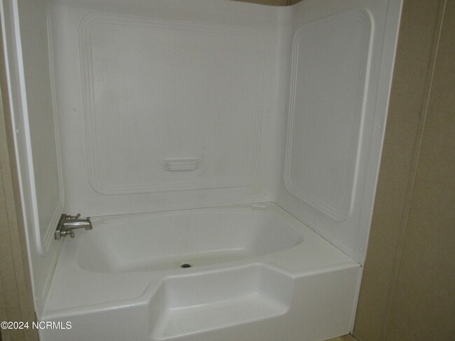 Building Photo - 900 NC-241
