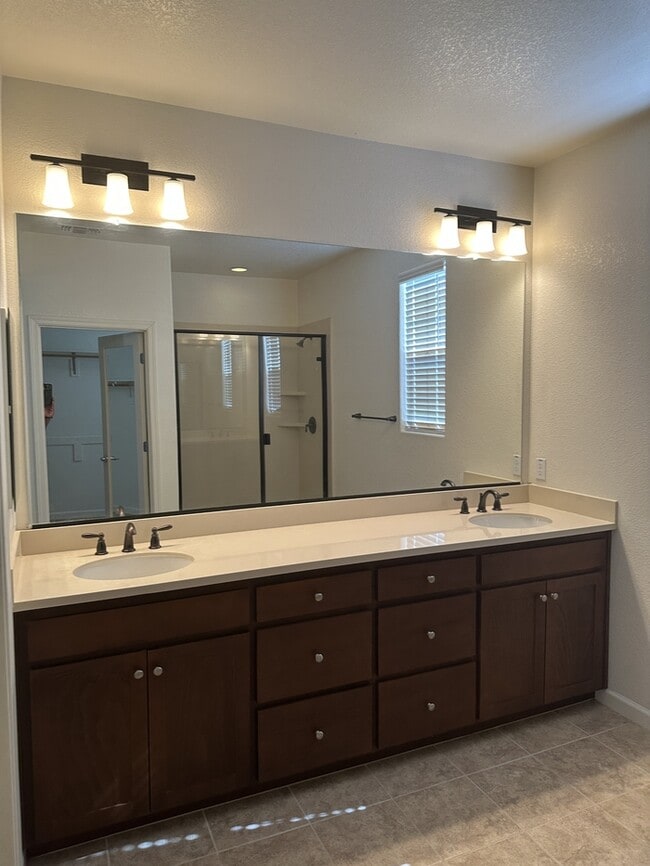 Building Photo - his beautiful 3-bedroom, 2.5-bathroom home...