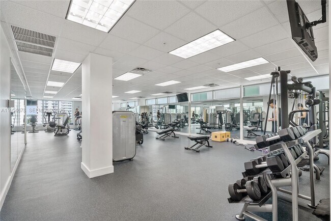 Building Photo - 7928 East Dr