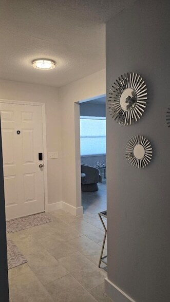 Building Photo - 670 Nobles St