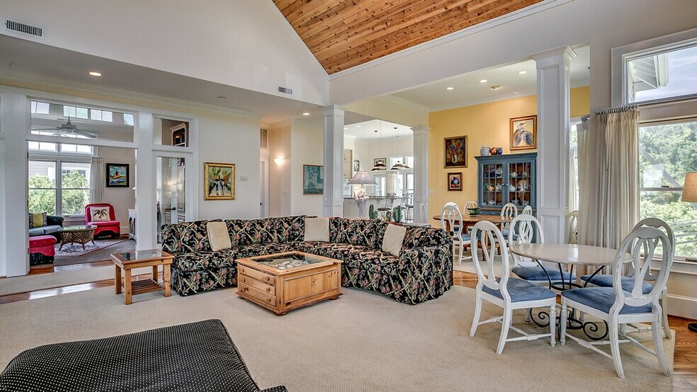 Building Photo - 110 Debordieu Blvd