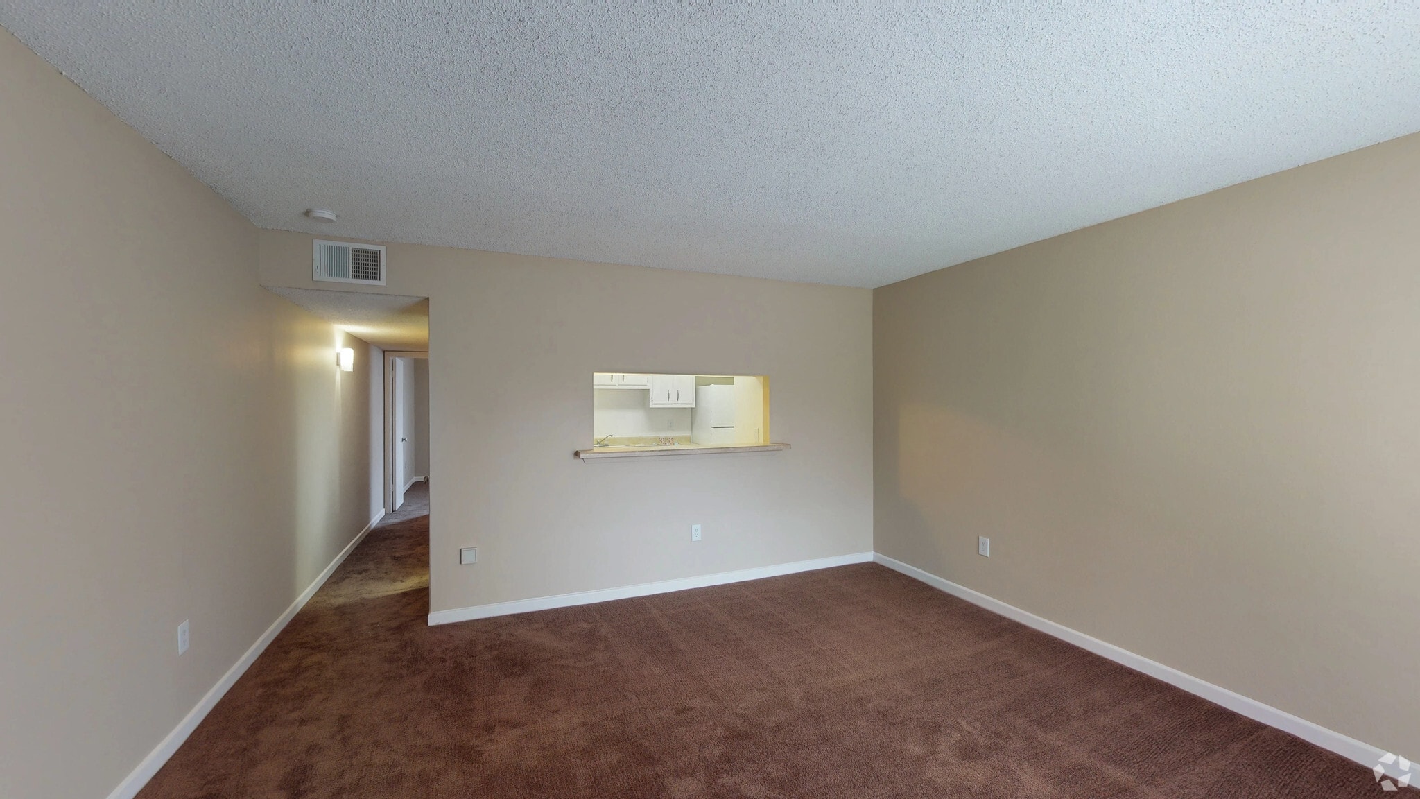 Living Room - Fox Hill Apartments