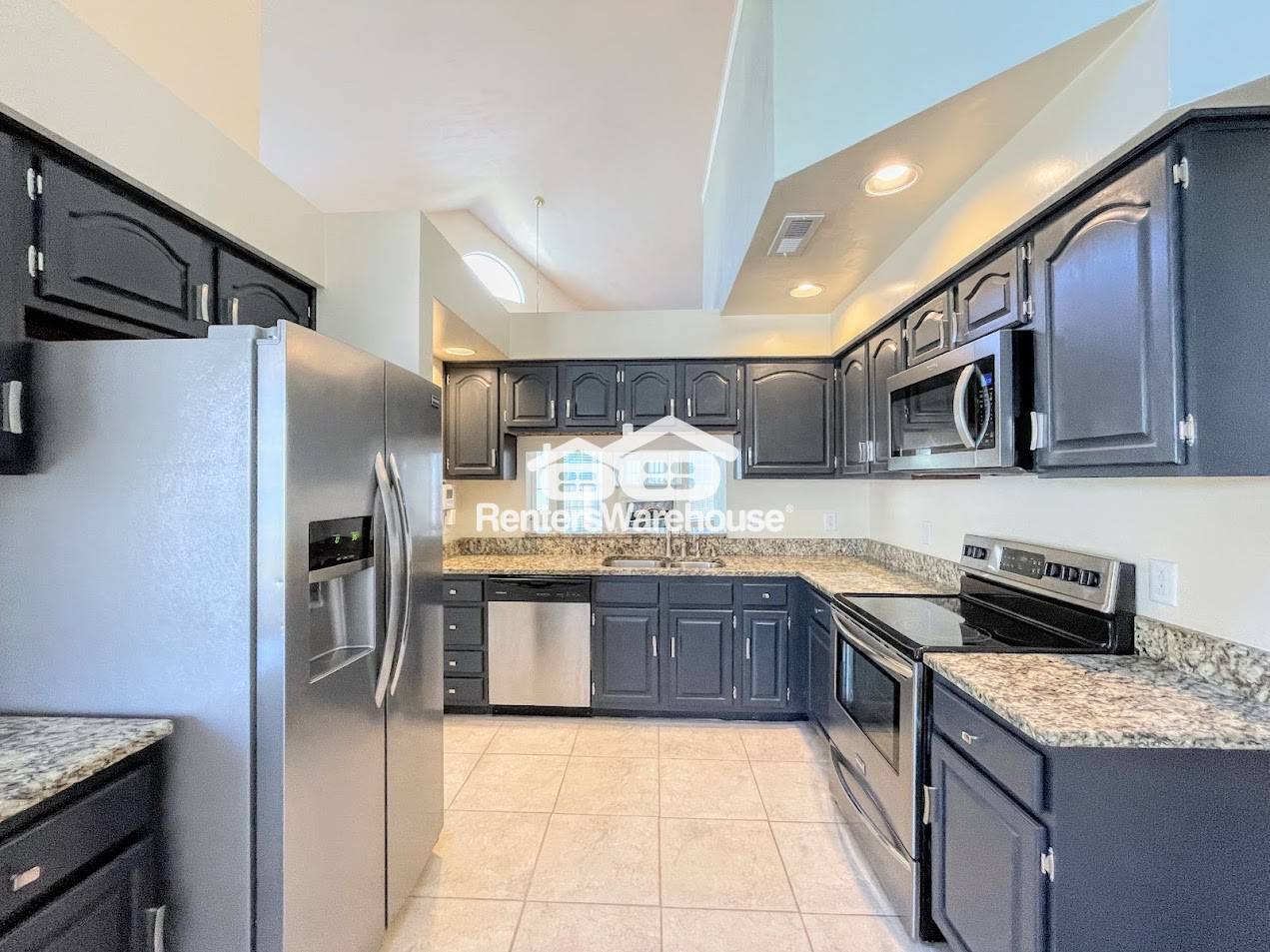 Building Photo - 2909 Saville Garden Way