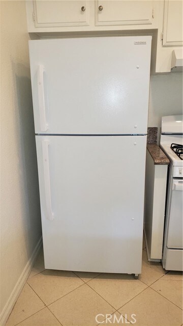 Building Photo - 16562 Goldenwest St