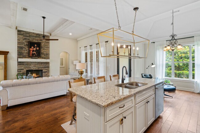 Building Photo - 4513 Chestnut Hill Dr