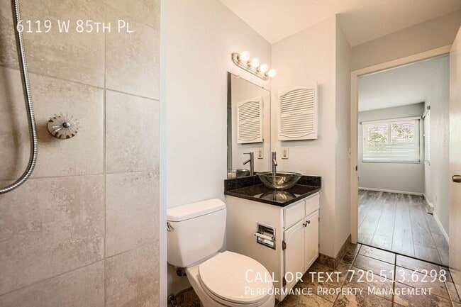 Building Photo - 6119 W 85th Pl