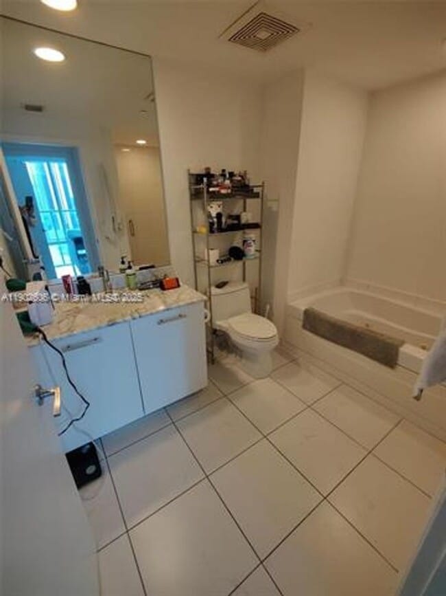 Building Photo - 55 SE 6th St