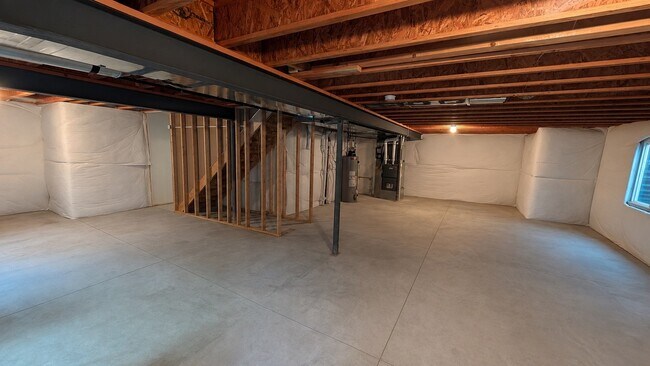 Building Photo - 6452 Vedder Dr