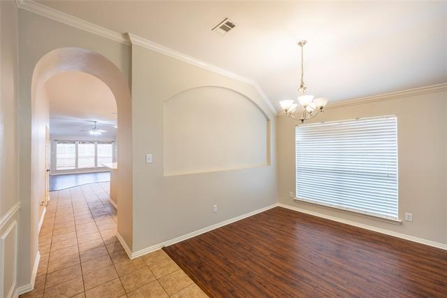 Building Photo - 11569 La Grange Dr
