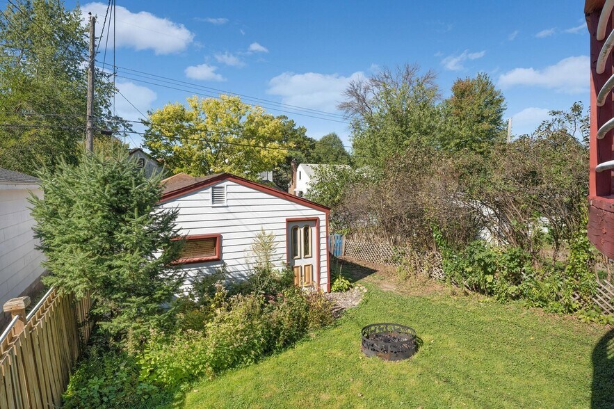 Building Photo - 2628 Ulysses St NE