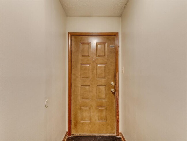 Building Photo - 1518 Boyd St
