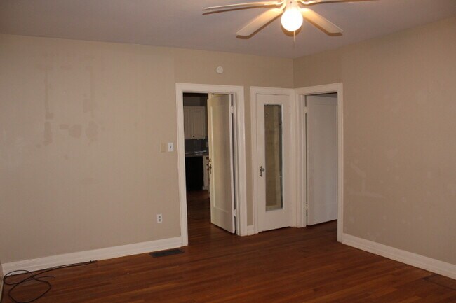 Building Photo - 2615 22nd St