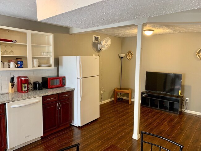 Building Photo - 2311 Chelsea Knoll Ln