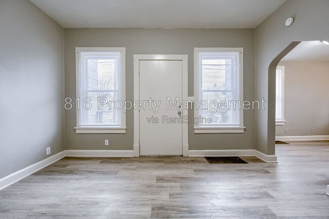 Building Photo - 5701 Anderson Ave
