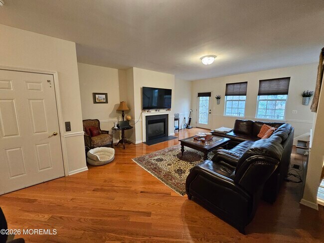 Building Photo - 12 Jensen Court