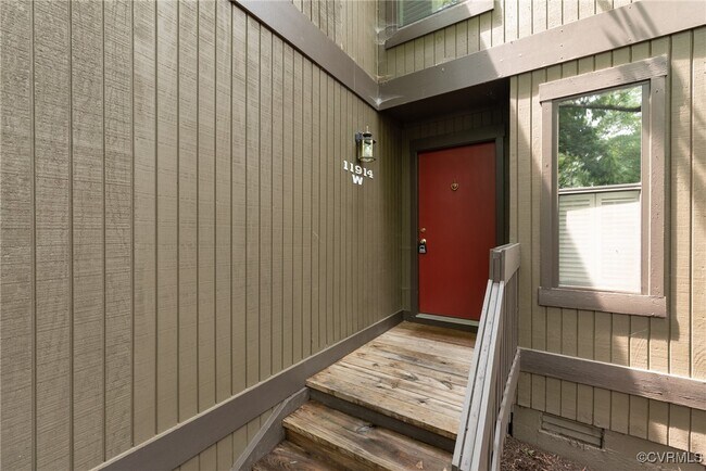 Primary Photo - 11914 W Briar Patch Dr