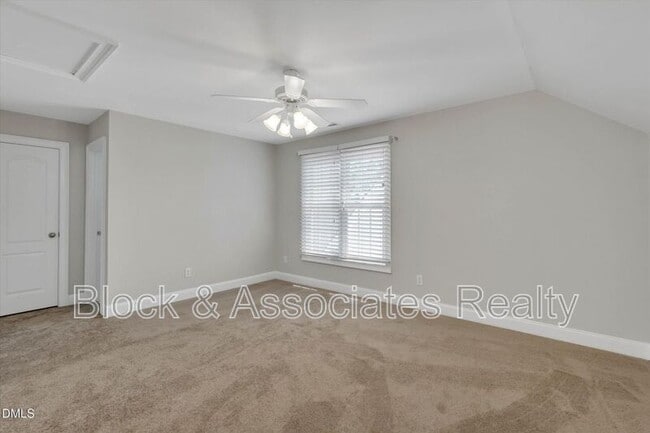 Building Photo - 109 Old Savannah Dr