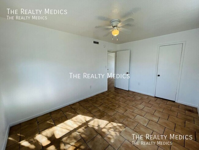 Building Photo - 2761 L B McLeod Rd