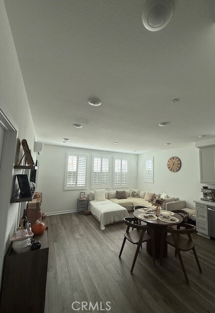 Building Photo - 385 Ruby Red Dr