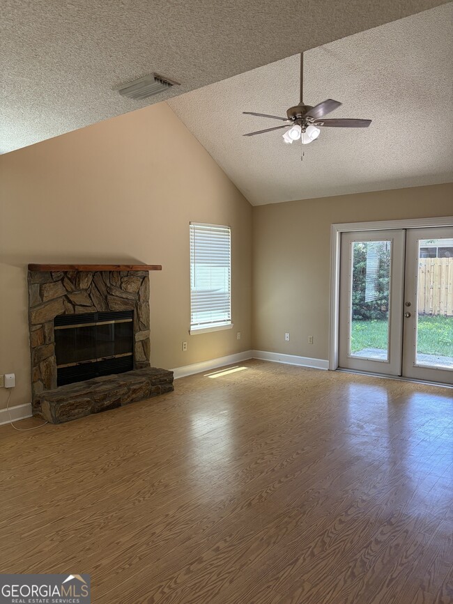 Building Photo - 110 Millers Trace Dr