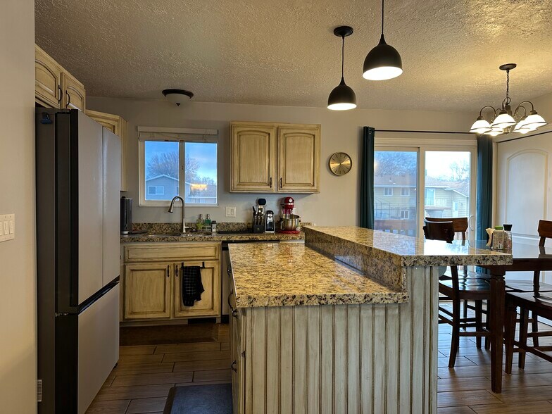 Shared - 1634 N 725 W