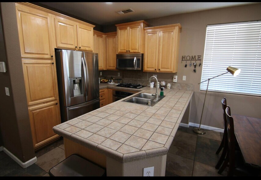 Building Photo - 3798 Naturita Way