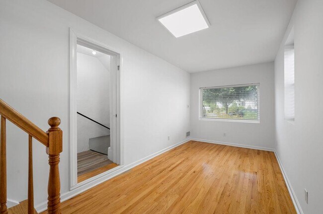 Building Photo - 82 Linden Ave