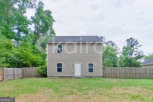 Building Photo - 138 Amber Mill Cir