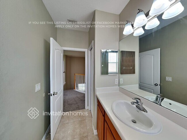 Building Photo - 12567 23rd St E