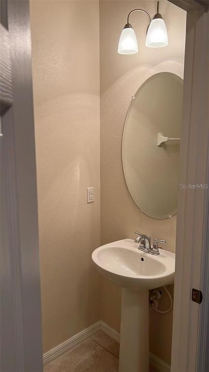 Building Photo - 2640 Amati Dr