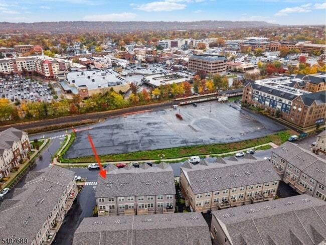 Building Photo - 105 Robeson St