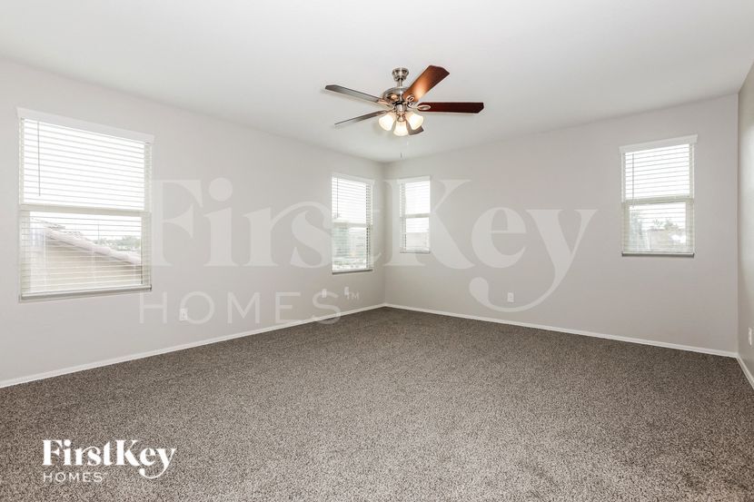 Building Photo - 1157 S Amulet